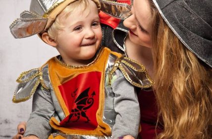 Kölner Karneval: Verkleidungen mit rechtlichen Konsequenzen (Foto: AdobeStock 190910189 Kristin Gründler)