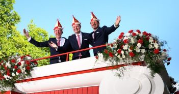 Tickets für Kölner Rosenmontagszug und Schull- und Veedelszöch 2024 jetzt (Foto: Festkomitee Kölner Karneval)